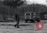 Immagine di Soldati statunitensi Halberstadt Germania, 1945, secondo 15 filmato di repertorio 65675073914