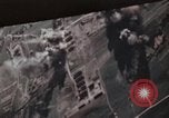 Immagine di Bombardamento Germania, 1945, secondo 55 filmato di repertorio 65675073915