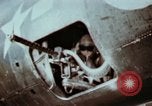 Standbild US-B-26 Marauder Bomber wird bereit für die Mission Deutschland, 1945, aus Sekunde 18 historischem Filmmaterial Videoclip 65675073920