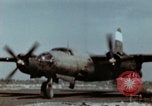 Standbild US-B-26 Marauder Bomber wird bereit für die Mission Deutschland, 1945, aus Sekunde 34 historischem Filmmaterial Videoclip 65675073920