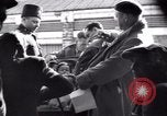 Immagine di Ebrei immigrati sionista Haifa in Palestina, 1945, secondo 39 filmato di repertorio 65675073934