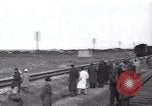 Immagine di Rifugiati ebrei Haifa in Palestina, 1945, secondo 3 filmato di repertorio 65675073935