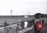 Immagine di Rifugiati ebrei Haifa in Palestina, 1945, secondo 9 filmato di repertorio 65675073935