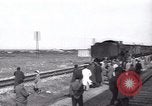 Immagine di Rifugiati ebrei Haifa in Palestina, 1945, secondo 12 filmato di repertorio 65675073935