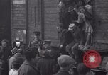Immagine di Rifugiati ebrei Haifa in Palestina, 1945, secondo 62 filmato di repertorio 65675073935