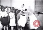 Immagine di Jewish i bambini rifugiati Haifa in Palestina, 1945, secondo 1 filmato di repertorio 65675073936