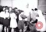 Immagine di Jewish i bambini rifugiati Haifa in Palestina, 1945, secondo 12 filmato di repertorio 65675073936