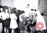 Immagine di Jewish i bambini rifugiati Haifa in Palestina, 1945, secondo 13 filmato di repertorio 65675073936