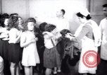 Immagine di Jewish i bambini rifugiati Haifa in Palestina, 1945, secondo 16 filmato di repertorio 65675073936
