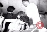 Immagine di Jewish i bambini rifugiati Haifa in Palestina, 1945, secondo 35 filmato di repertorio 65675073936
