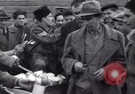 Immagine di Rifugiati ebrei Haifa in Palestina, 1945, secondo 28 filmato di repertorio 65675073937