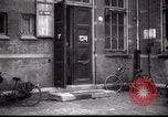 Standbild jüdische Flüchtlinge Amsterdam Niederlande, 1938, aus Sekunde 25 historischem Filmmaterial Videoclip 65675073947