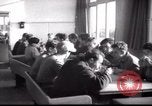 Standbild jüdische Flüchtlinge Amsterdam Niederlande, 1938, aus Sekunde 40 historischem Filmmaterial Videoclip 65675073947