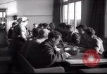 Standbild jüdische Flüchtlinge Amsterdam Niederlande, 1938, aus Sekunde 52 historischem Filmmaterial Videoclip 65675073947