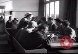 Standbild jüdische Flüchtlinge Amsterdam Niederlande, 1938, aus Sekunde 53 historischem Filmmaterial Videoclip 65675073947