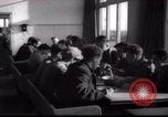 Standbild jüdische Flüchtlinge Amsterdam Niederlande, 1938, aus Sekunde 57 historischem Filmmaterial Videoclip 65675073947