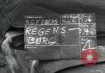 Immagine di Stati Uniti truppe Regensburg Germania, 1945, secondo 5 filmato di repertorio 65675073950