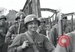 Immagine di Stati Uniti truppe Regensburg Germania, 1945, secondo 28 filmato di repertorio 65675073950