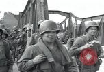 Immagine di Stati Uniti truppe Regensburg Germania, 1945, secondo 34 filmato di repertorio 65675073950