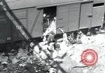 Immagine di Civili tedesco Regensburg Germania, 1945, secondo 14 filmato di repertorio 65675073951