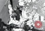 Immagine di Civili tedesco Regensburg Germania, 1945, secondo 18 filmato di repertorio 65675073951