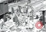 Immagine di Civili tedesco Regensburg Germania, 1945, secondo 13 filmato di repertorio 65675073952