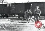 Immagine di Civili tedesco Regensburg Germania, 1945, secondo 42 filmato di repertorio 65675073952