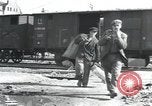 Immagine di Civili tedesco Regensburg Germania, 1945, secondo 44 filmato di repertorio 65675073952