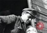Immagine di Civili tedesco Regensburg Germania, 1945, secondo 57 filmato di repertorio 65675073952