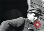Immagine di Civili tedesco Regensburg Germania, 1945, secondo 60 filmato di repertorio 65675073952