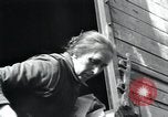 Immagine di Civili tedesco Regensburg Germania, 1945, secondo 62 filmato di repertorio 65675073952