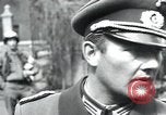 Standbild Oberst Frank Dunkerly Regensburg Deutschland, 1945, aus Sekunde 13 historischem Filmmaterial Videoclip 65675073953