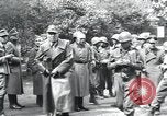 Standbild Oberst Frank Dunkerly Regensburg Deutschland, 1945, aus Sekunde 17 historischem Filmmaterial Videoclip 65675073953