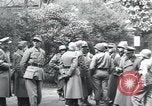 Standbild Oberst Frank Dunkerly Regensburg Deutschland, 1945, aus Sekunde 21 historischem Filmmaterial Videoclip 65675073953