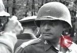 Standbild Oberst Frank Dunkerly Regensburg Deutschland, 1945, aus Sekunde 24 historischem Filmmaterial Videoclip 65675073953