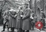 Standbild Oberst Frank Dunkerly Regensburg Deutschland, 1945, aus Sekunde 27 historischem Filmmaterial Videoclip 65675073953