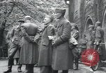 Standbild Oberst Frank Dunkerly Regensburg Deutschland, 1945, aus Sekunde 29 historischem Filmmaterial Videoclip 65675073953