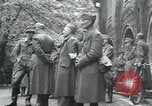 Standbild Oberst Frank Dunkerly Regensburg Deutschland, 1945, aus Sekunde 30 historischem Filmmaterial Videoclip 65675073953