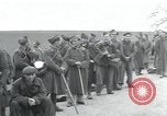 Immagine di Prigionieri alleati Wurzen Germania, 1945, secondo 48 filmato di repertorio 65675073955