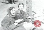 Standbild ungarisch-jüdischen Arbeiter Wurzen Deutschland, 1945, aus Sekunde 13 historischem Filmmaterial Videoclip 65675073956
