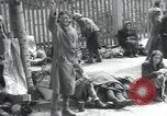 Standbild ungarisch-jüdischen Arbeiter Wurzen Deutschland, 1945, aus Sekunde 37 historischem Filmmaterial Videoclip 65675073956