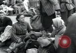 Standbild ungarisch-jüdischen Arbeiter Wurzen Deutschland, 1945, aus Sekunde 61 historischem Filmmaterial Videoclip 65675073956