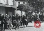 Immagine di Hungarian-Jewish donne Wurzen Germania, 1945, secondo 21 filmato di repertorio 65675073957