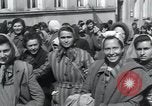Immagine di Hungarian-Jewish donne Wurzen Germania, 1945, secondo 43 filmato di repertorio 65675073957