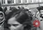 Immagine di Hungarian-Jewish donne Wurzen Germania, 1945, secondo 51 filmato di repertorio 65675073957