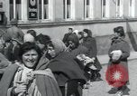 Immagine di Hungarian-Jewish donne Wurzen Germania, 1945, secondo 56 filmato di repertorio 65675073957