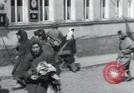 Immagine di Hungarian-Jewish donne Wurzen Germania, 1945, secondo 58 filmato di repertorio 65675073957