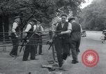 Standbild Richmond Park London England Vereinigtes Königreich, 1940, aus Sekunde 11 historischem Filmmaterial Videoclip 65675073958