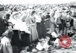 Immagine di I cittadini della Repubblica ceca Lidice Cecoslovacchia, 1946, secondo 28 filmato di repertorio 65675073965