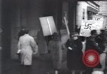 Standbild anti-Nazi Demonstranten New York City USA, 1938, aus Sekunde 30 historischem Filmmaterial Videoclip 65675073983